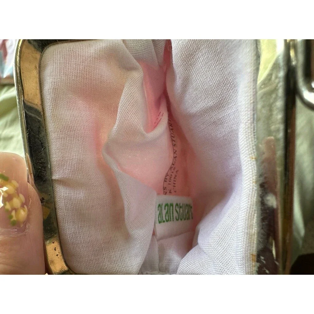 NWT Creations By Alan Stuart New York Pink Floral Kiss Lock Coin Purse